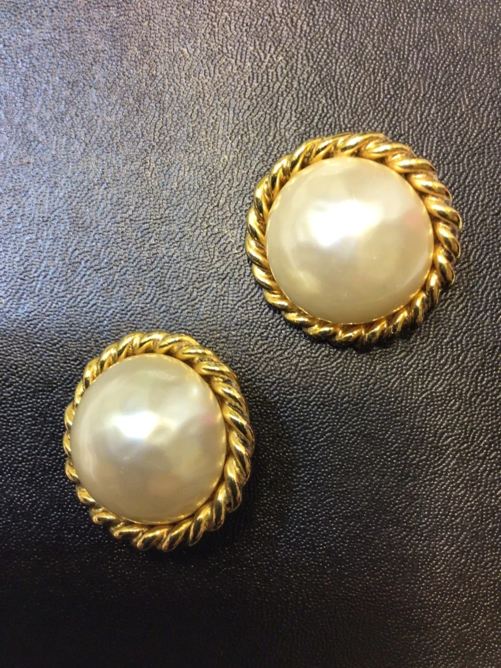 Carolee Signed DESIGNER CLIP-ON Faux Pearl Gold Tone Clip-on Earrings